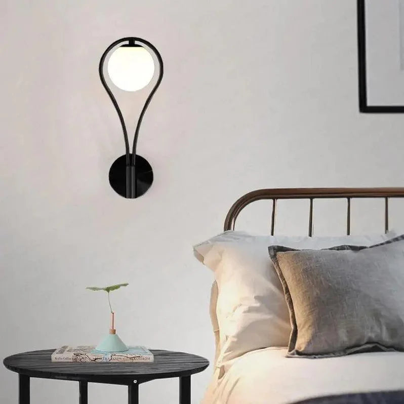 Delphine – Modern Wall Lamp