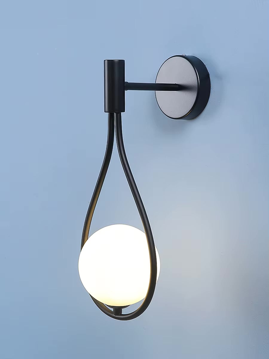 Delphine – Modern Wall Lamp