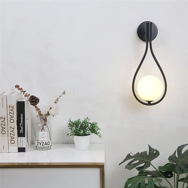 Delphine – Modern Wall Lamp